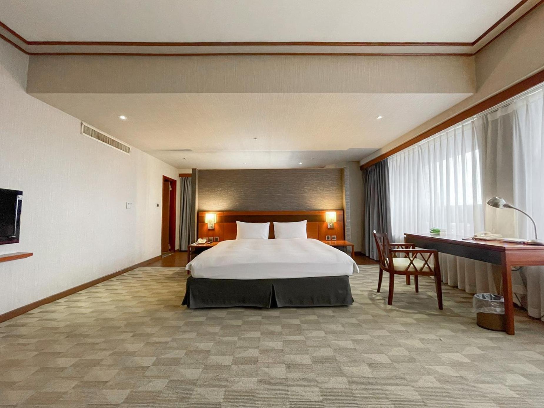 Guide Hotel Hsinchu Zhongyang Eksteriør billede